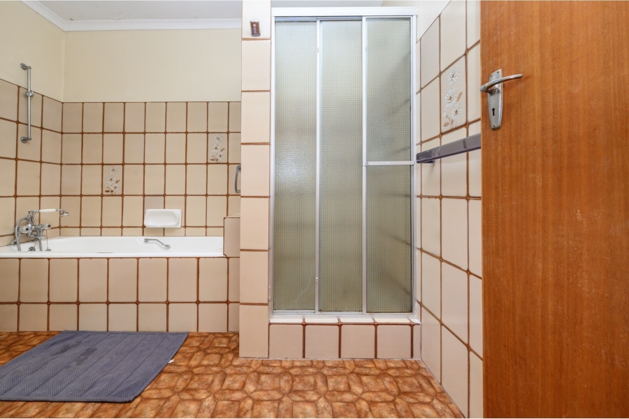 4 Bedroom Property for Sale in Walmer Heights Eastern Cape